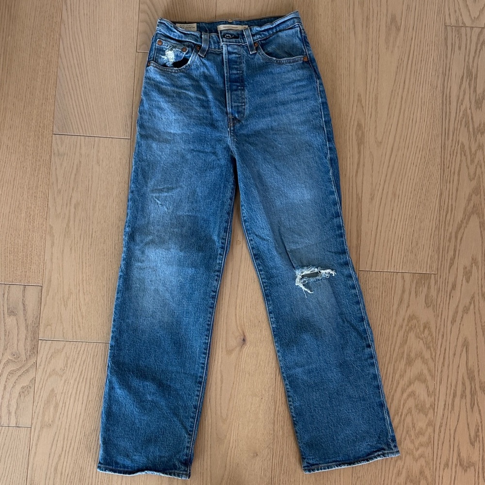 Levi’s | Ribcage Straight Ankle Jeans